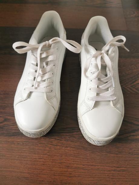 Biele tenisky, deichmann,35