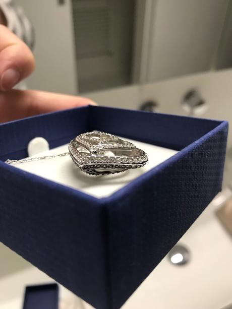 Swarovski obojstrany nahrdelnik, swarovski