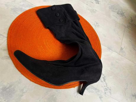 Prechodné špicaté tenké čižmy, 39