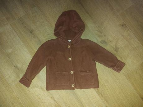 Svetrik, reserved,80