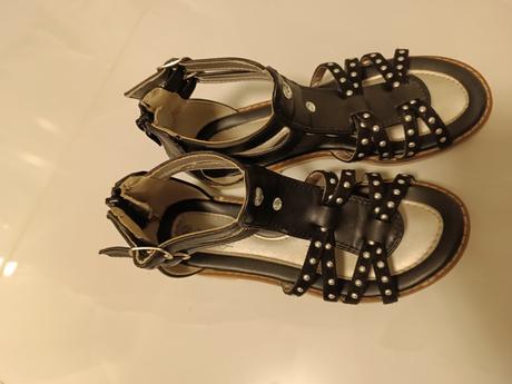 Dievčenské sandále, 32