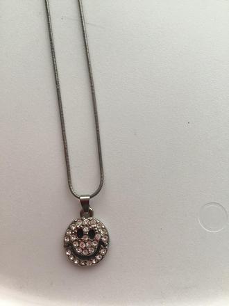 Náhrdelník s príveskom - smajlík,