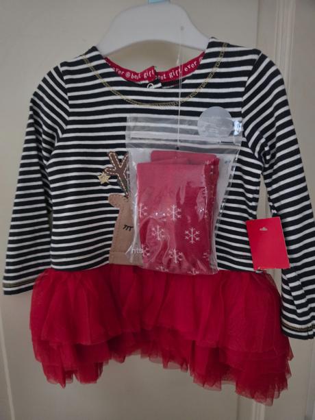 Šaty a pančuchy, f&f,74