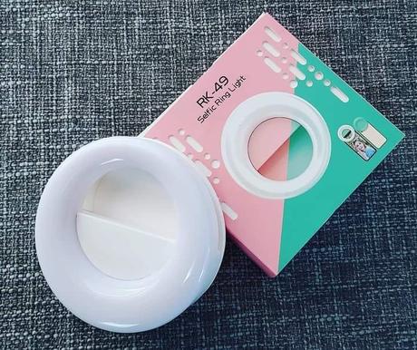 Selfie svetlo skladom, 