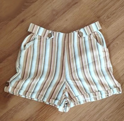 Šortky s vysokým pásom, sinsay,xs