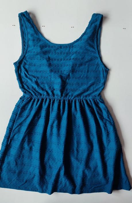 Šaty stradivarius, m