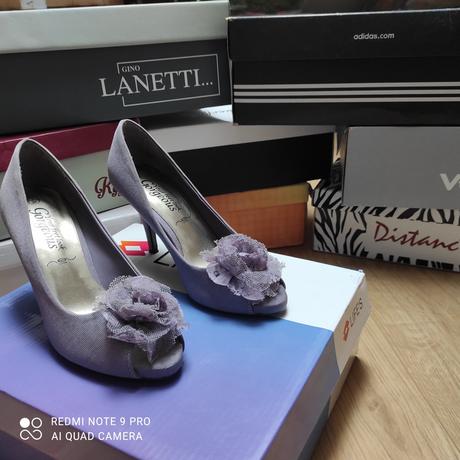 Lodičky pre popolušku, 35