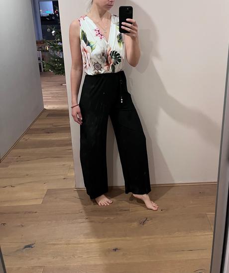 Dámsky spoločensky overal, s