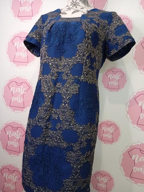 Spoločenské šaty, 42