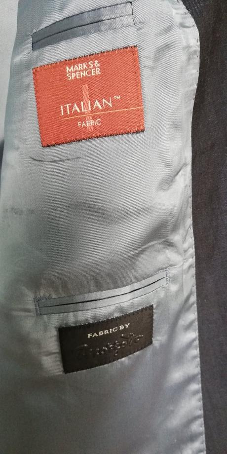 Oblek marks & spencer, 56