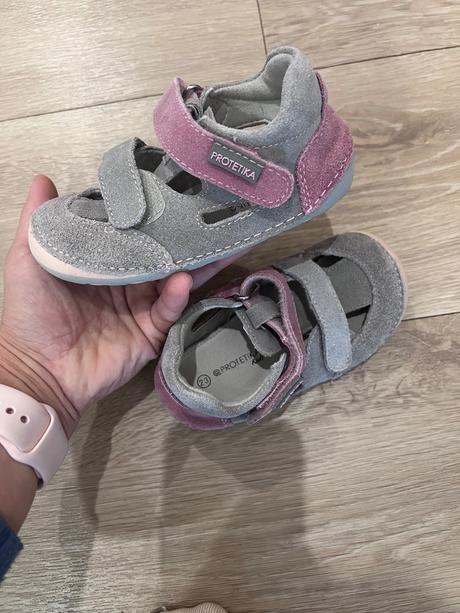 Sandálky, protetika,23