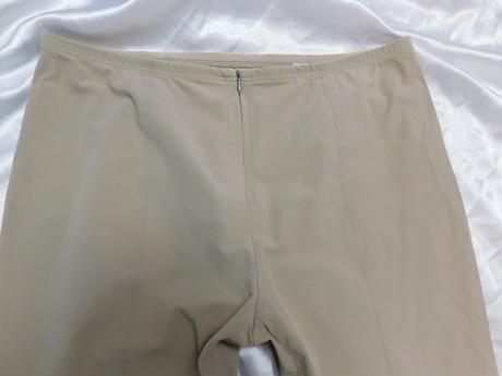 Luxusne damske strečove nohavice, 42