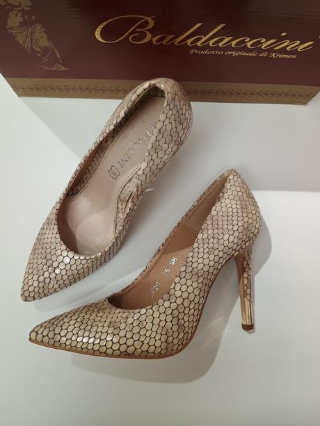 Dámske kožené lodičky 700 b, 35