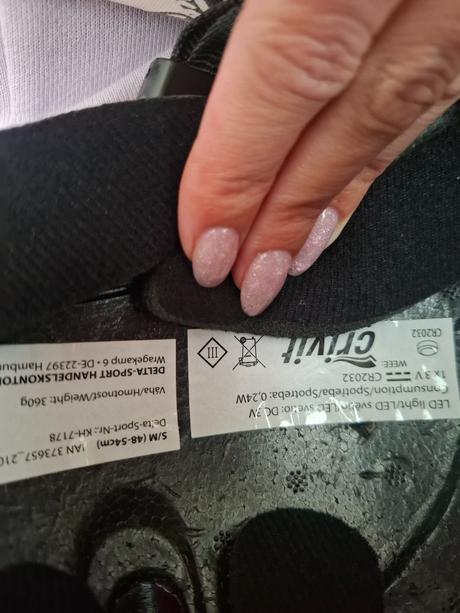 Prilba so svetlom, xs