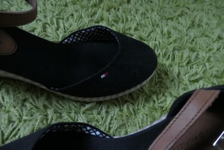 Tommy hilfiger original uzasne letne sandale 38, tommy hilfiger,38