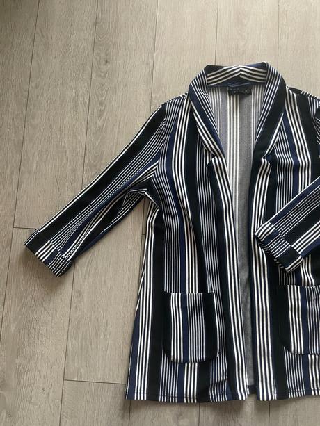 Elegantný prúžkovaný blejzer, amisu,l
