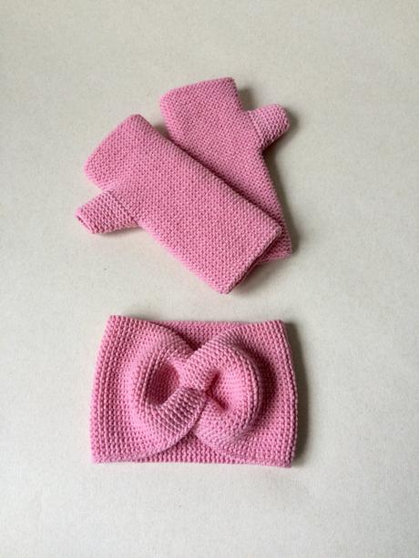 Set čelenka a rukavice,