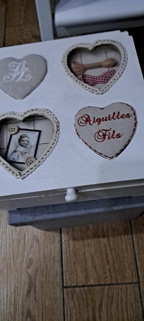 Box dreveny na sitie, 