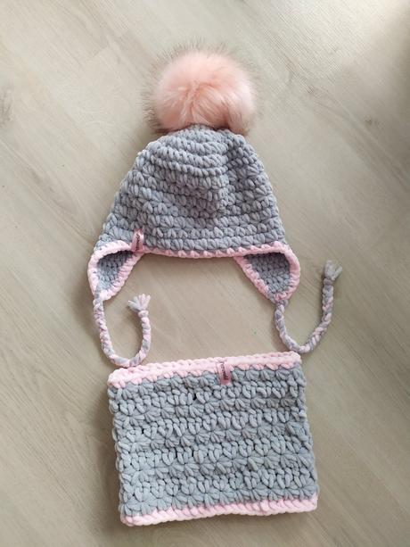 Překrásný set z měkké a hřejivé příze-zn.petronela, 98