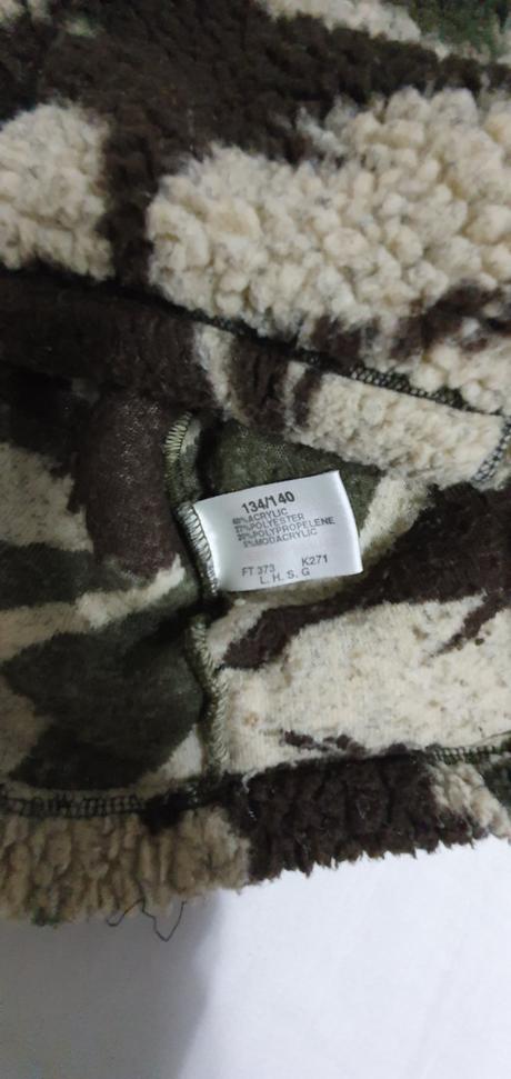 Mikina maskacova tepla 134/140, 134