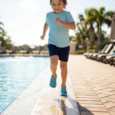 Rayve - splashsafe beach sharks, 21 - 26
