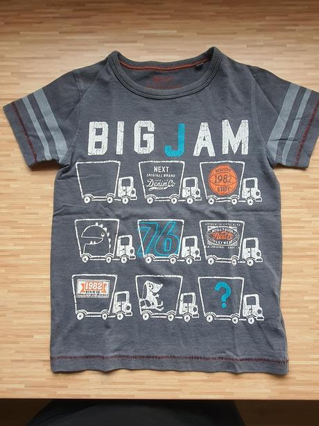 Autickove tricko, next,104