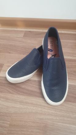 Plátenky reserved slip - on, reserved,37