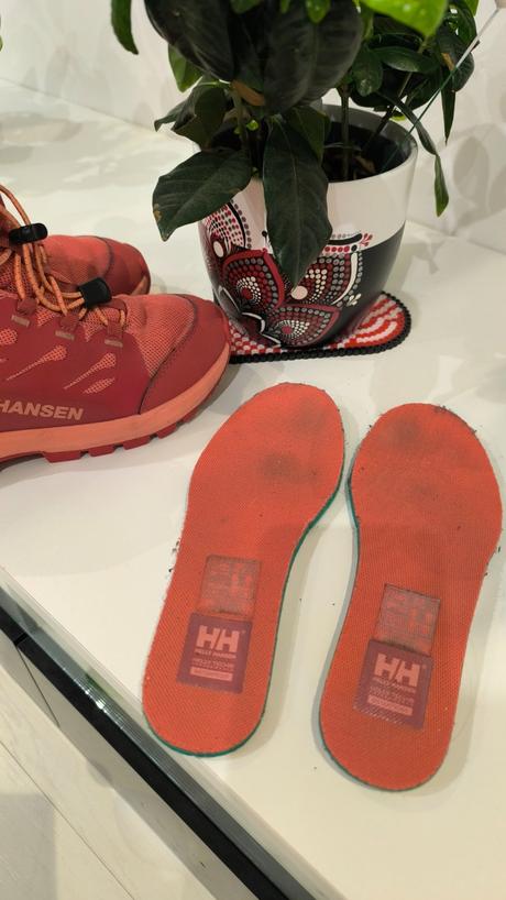 Helly hansen 32, 32