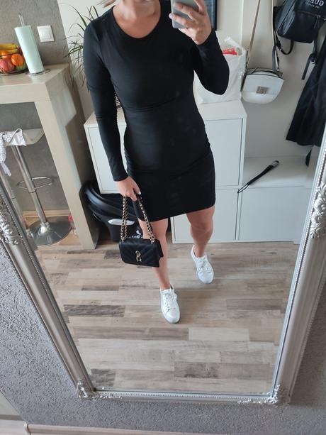 Šaty elastické čierne, gate,s