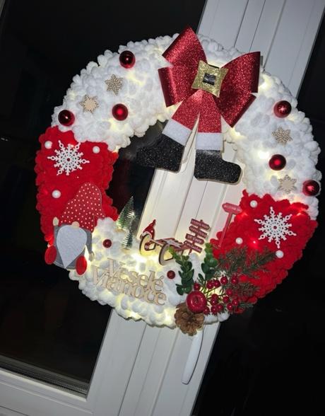 Vianočný veniec z puffy vlny xxl - červený, 