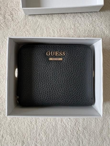 Guess peňaženka, guess