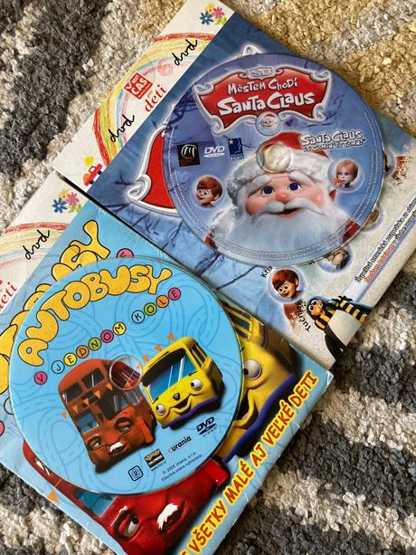 Dvd no počkaj zajac, v meste je santa claus..., 