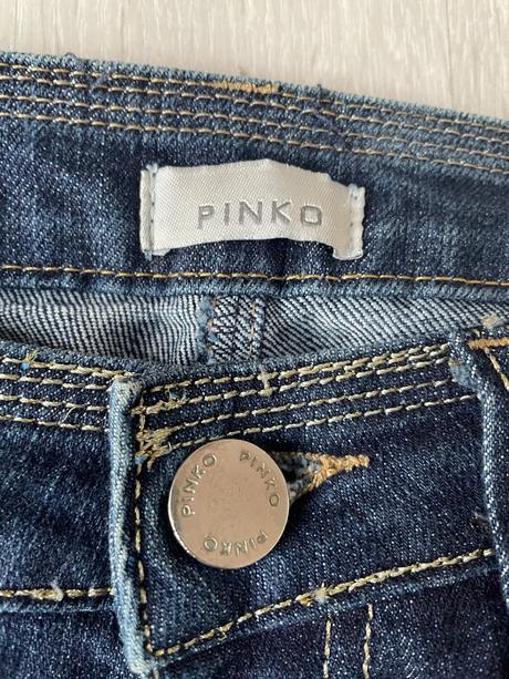 Pinko rifle prešité so zlatou niťou, pinko,s