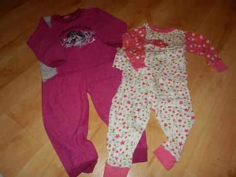 Pyžamko 1+1, okay,92