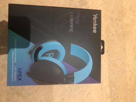 Sluchatka (nove, len otvorene-2xrovnaky darcek), 