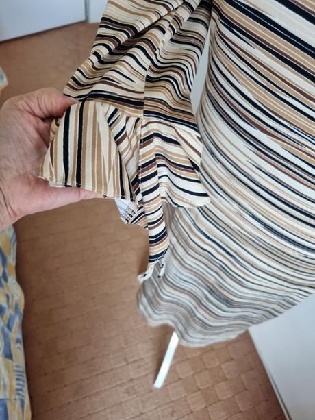 Elastické šaty 38, 38