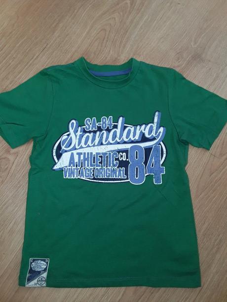 Zelené tričko, tu,116