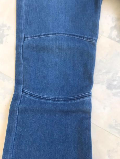 Jegíny s vyšším pásom, s