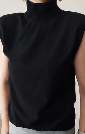 Top zara s vypchávkami, zara,s
