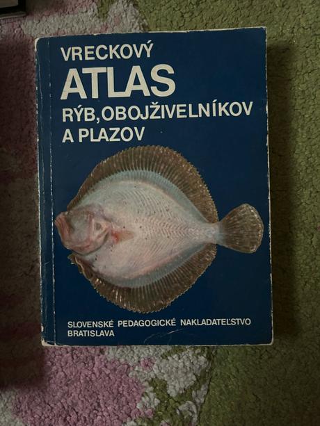 4 ks kníh o zvieratách,