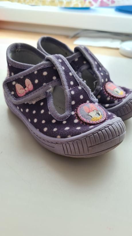 Papučky, disney,23