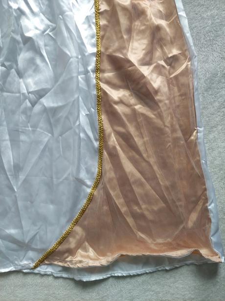 Historické šaty stredovekej princezny veľ.146-158,