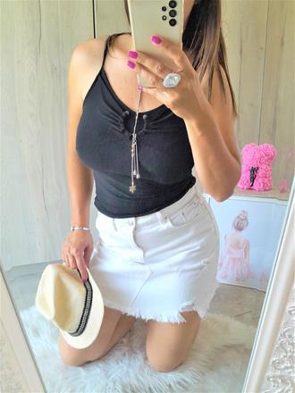 Top s retiazkou-s, s