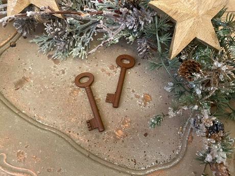 Kovové kľúče v hrdzavom odtieni 2 ks ( sada ), 