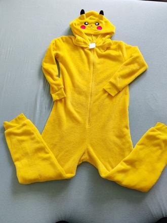 Overal pikachu, h&m,134
