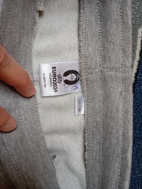 Takmer nové kraťasy euro 2024, lupilu,122