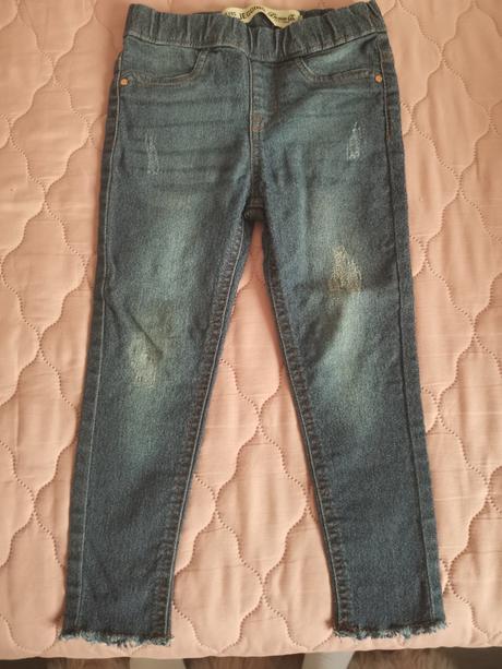 Rifle pre dievčatko, atmosphere,104