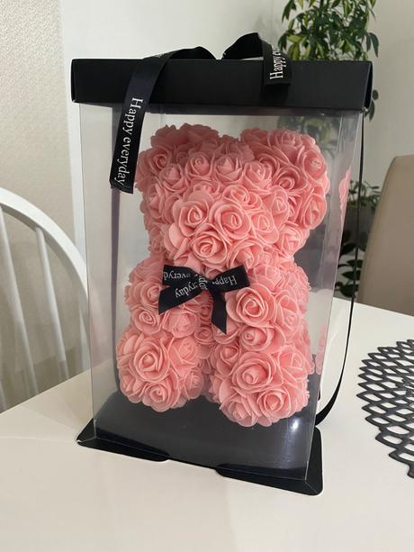 Medvedík z penových ruží, 