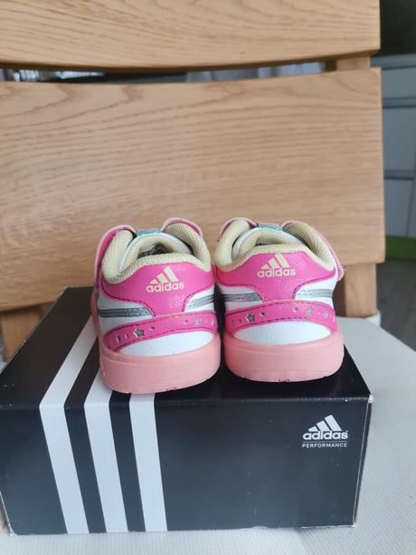 Tenisky adidas, adidas,23