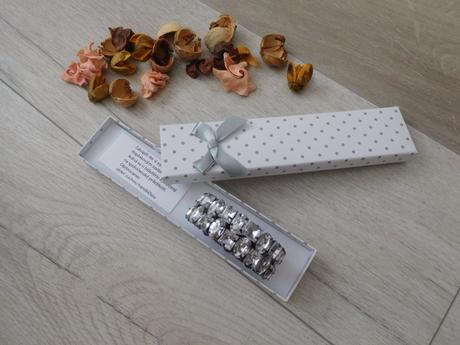 Náramok kovový, štarsový, nový,, 